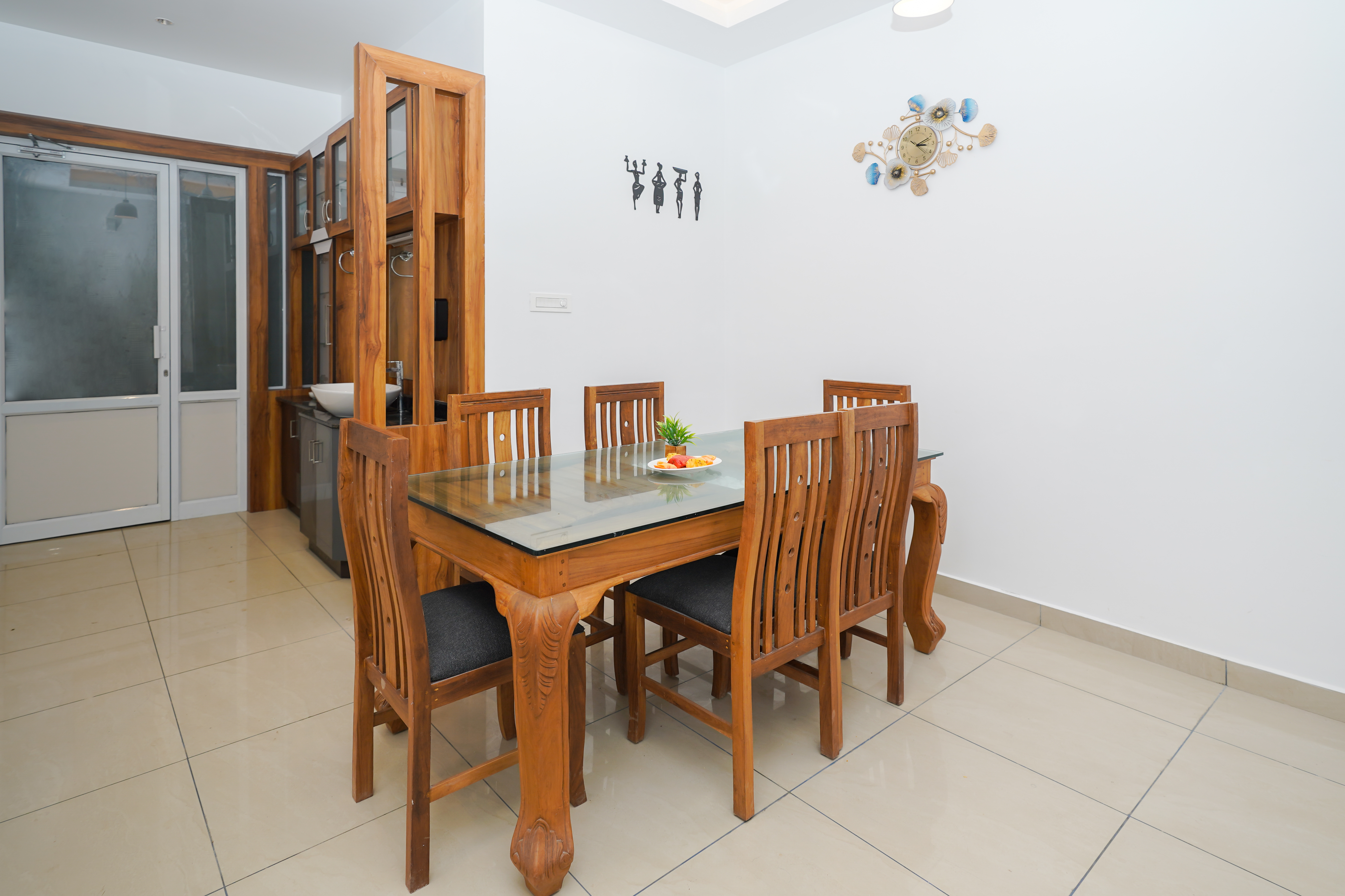 Interior view of SereniTea Villa, Vagamon